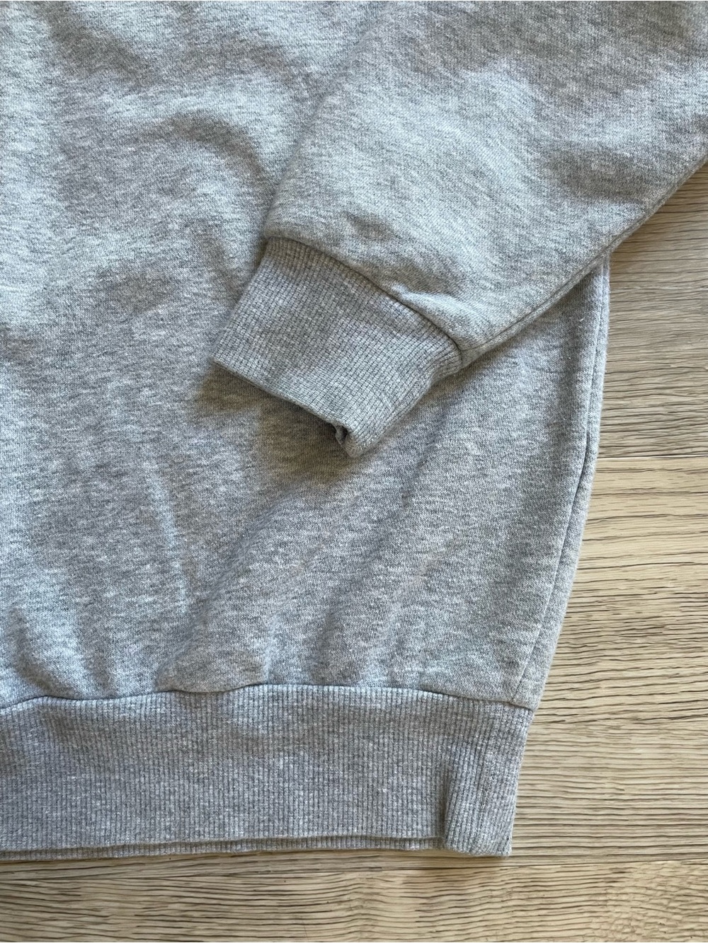 art class | ‘CHILL’ Graphic Crewneck Sweatshirt | Youth M (8-10) - Picture 10 of 13